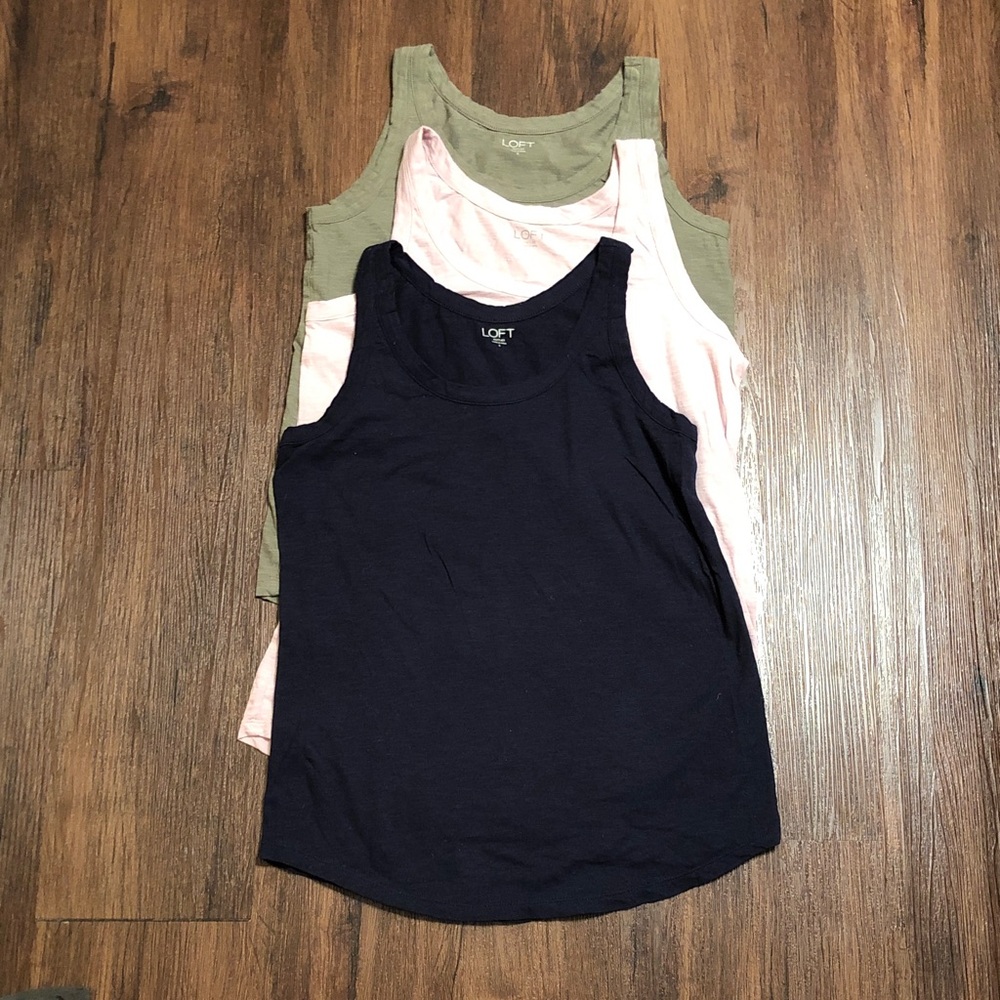LOFT Women's set of 3 Tank Tops - Bnavy Plum, olive sz S Euc